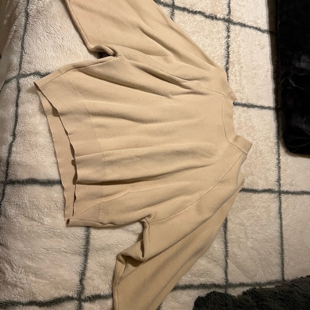 Vici sweater